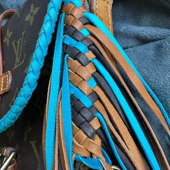 PRICE DROP 
Louis Vuitton Vintage Boho fringe bag - Picture 6 of 17